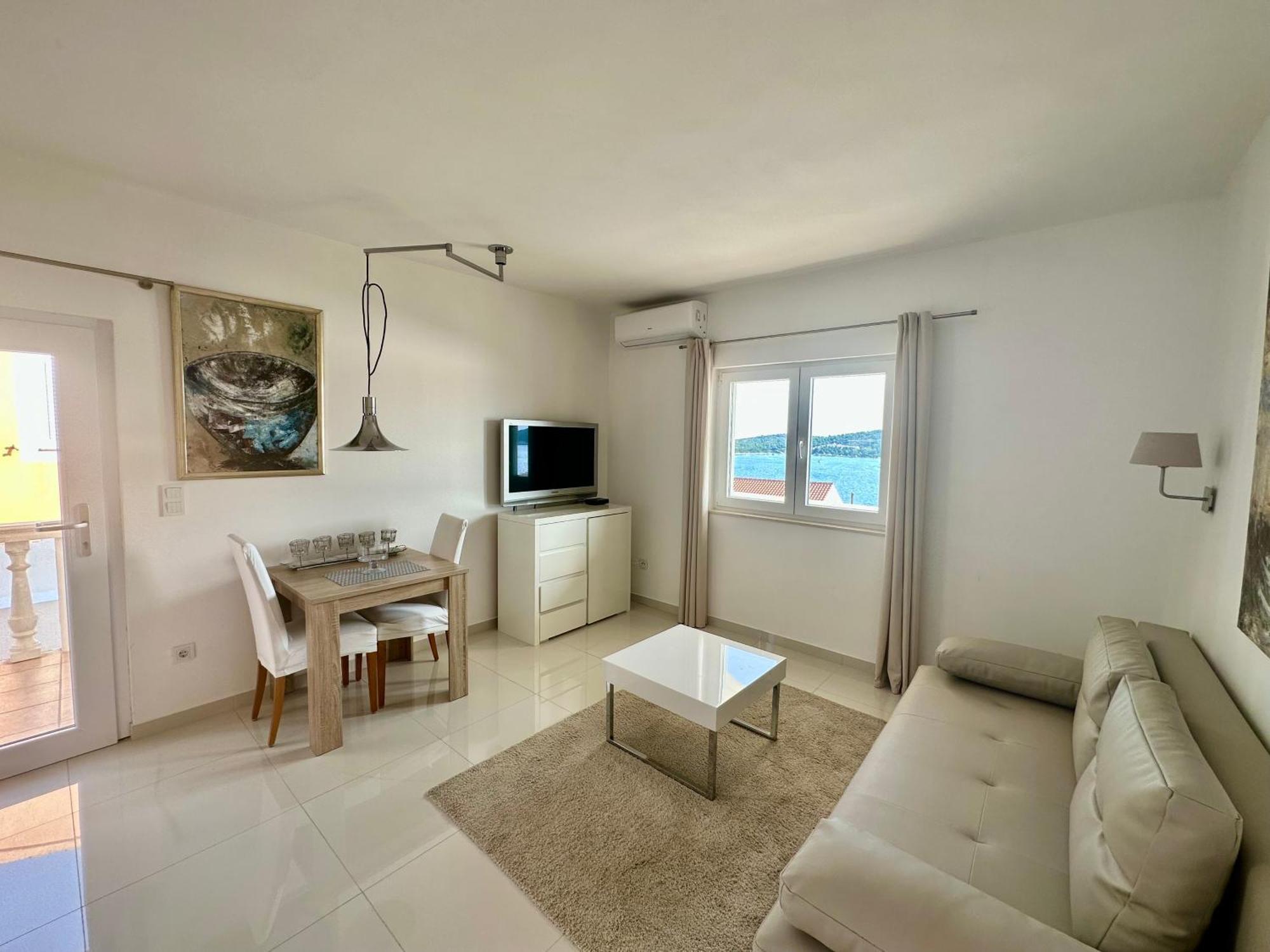Villa Perla Tisno Esterno foto